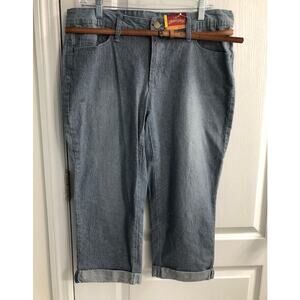 **NWT**  Faded Glory Belted Denim Railroad Stripe Capri Pants - Size 14
